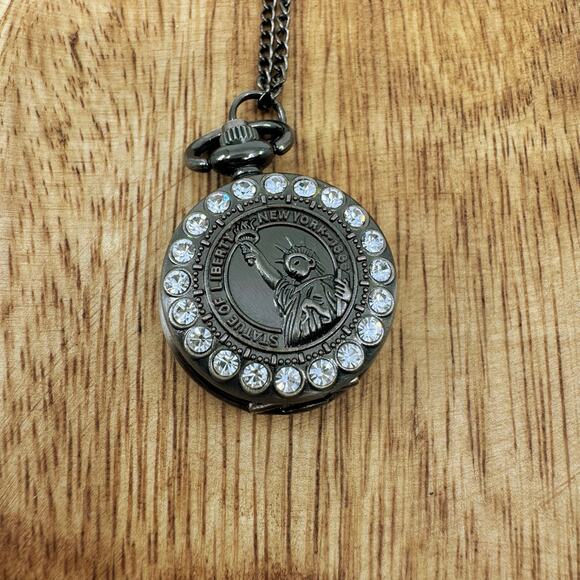 Statue of Liberty New York Watch Locket Necklace 30" Nickle Finish With Crystals - Picture 3 of 9